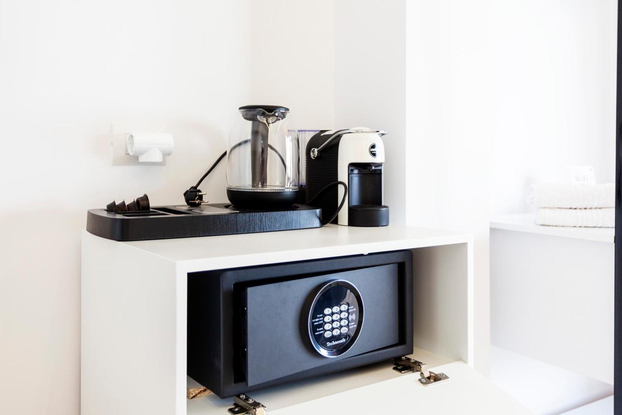 Ionio Rooms Himarë Dış mekan fotoğraf