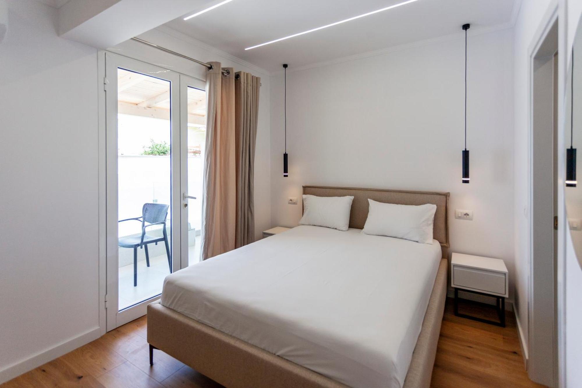 Ionio Rooms Himarë Dış mekan fotoğraf
