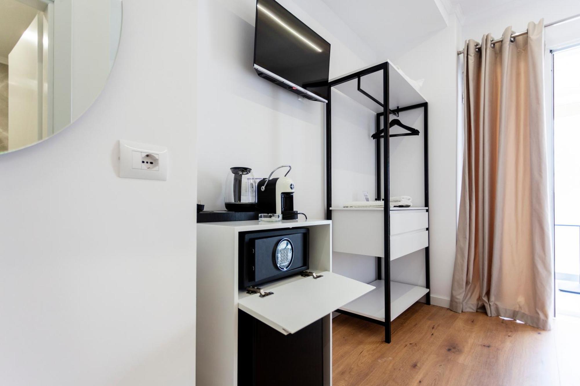 Ionio Rooms Himarë Dış mekan fotoğraf