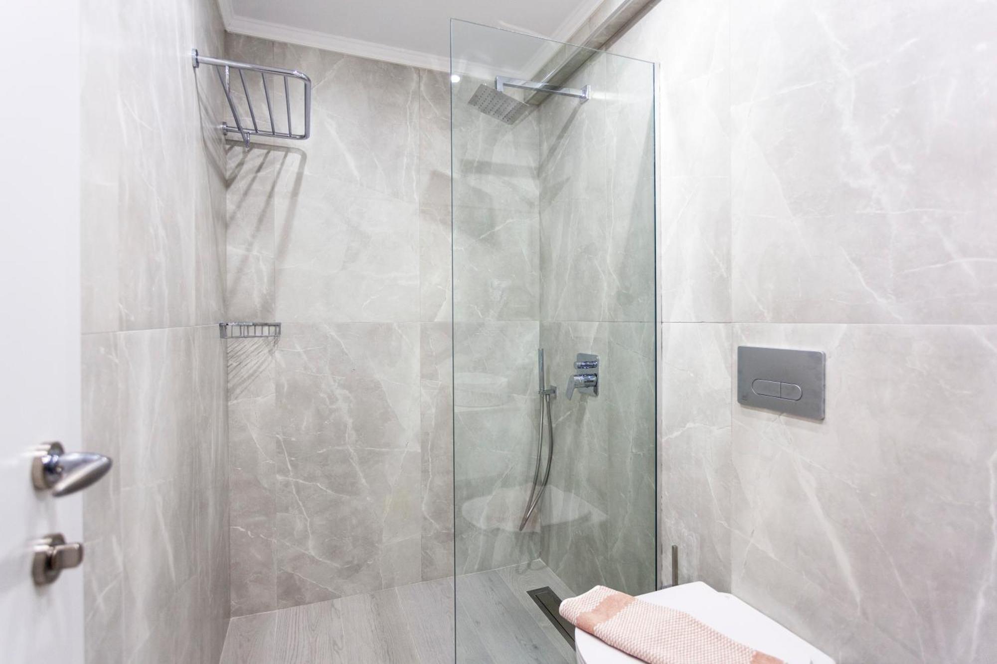 Ionio Rooms Himarë Dış mekan fotoğraf