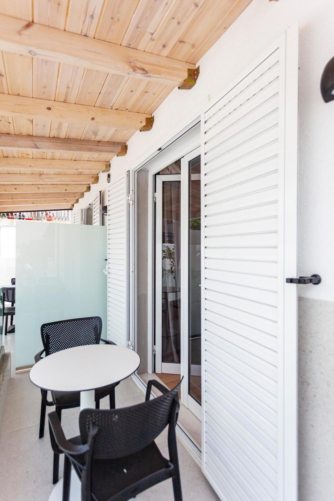 Ionio Rooms Himarë Dış mekan fotoğraf